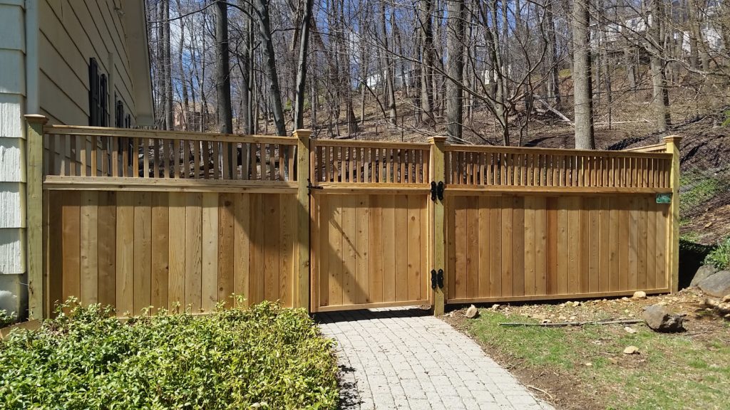Essex Fence Company | Closed Spindle Top Cedar Fence